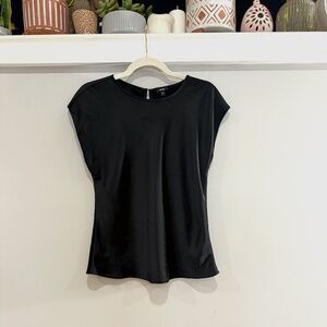 Express - Keyhole Button Blouse